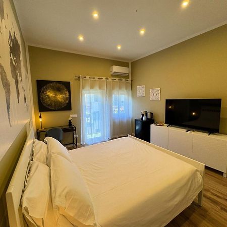 Di Fresco Apartments - Holiday House Палермо Екстер'єр фото