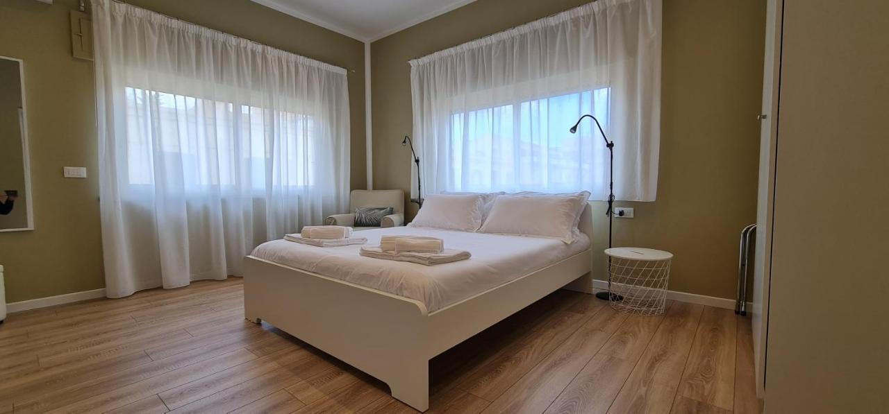 Di Fresco Apartments - Holiday House Палермо Екстер'єр фото