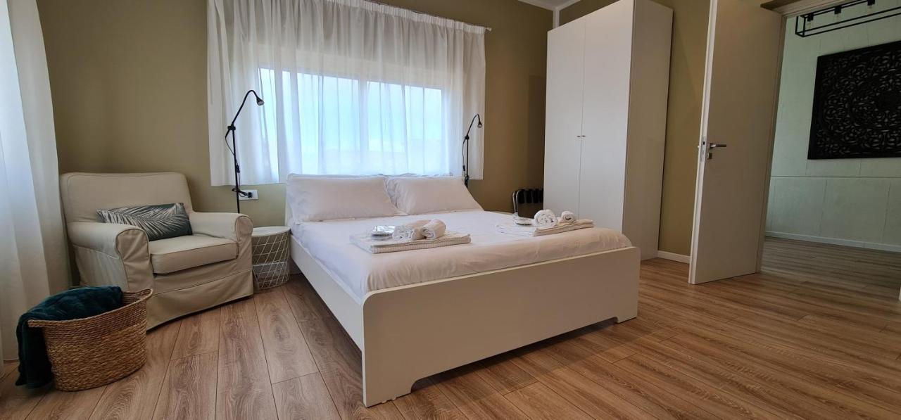 Di Fresco Apartments - Holiday House Палермо Екстер'єр фото